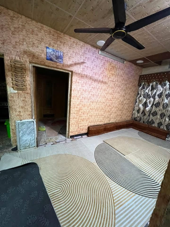 🔶(شقه مؤثثة طابق اول للايجار )🏡✅
🔹(الموقع الجنينه حي الاندلس)

🔸(تحتوي على / غرفتين منام / صاله/ مطبخ/ صحيات )

 // سعر الاجار (500 )الف غير قابل للتفاوض //تصلح لسكن  عائلة او طلاب او موظفين //

🔻(عنوان شركة الجوادين للاستثمار العقاري )

 ( الجنينه /نهاية /شارع المصلحه / قرب سوق الجبيلة ) 

//للطلب والاستفسار الاتصال على الارقام التالية//

واتساب +اتصال ***********
واتساب + اتصال ***********
