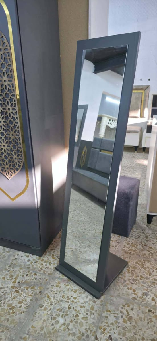 ✨ غرفة تركي  اصلي صبغ حراري10 قطع✨ لون مميز
نظام ابواب 
سرير مخزن جك
برغي چوي حديد
✨ نظافة 90 /💯
 السعر  / 950 عرض خاص بعد تخفيض عروض شهر رمضان الكريم  لحكو 🙏🏽✨
🚚 شد ونقل مجاني داخل بغداد
📦 توصيل للمحافظات بأسعار رمزية


**إذا كنت صاحب هذا الإعلان وتريد حذفه لأي سبب، رجاءا أرسل رسالة إلى الدعم الفني**