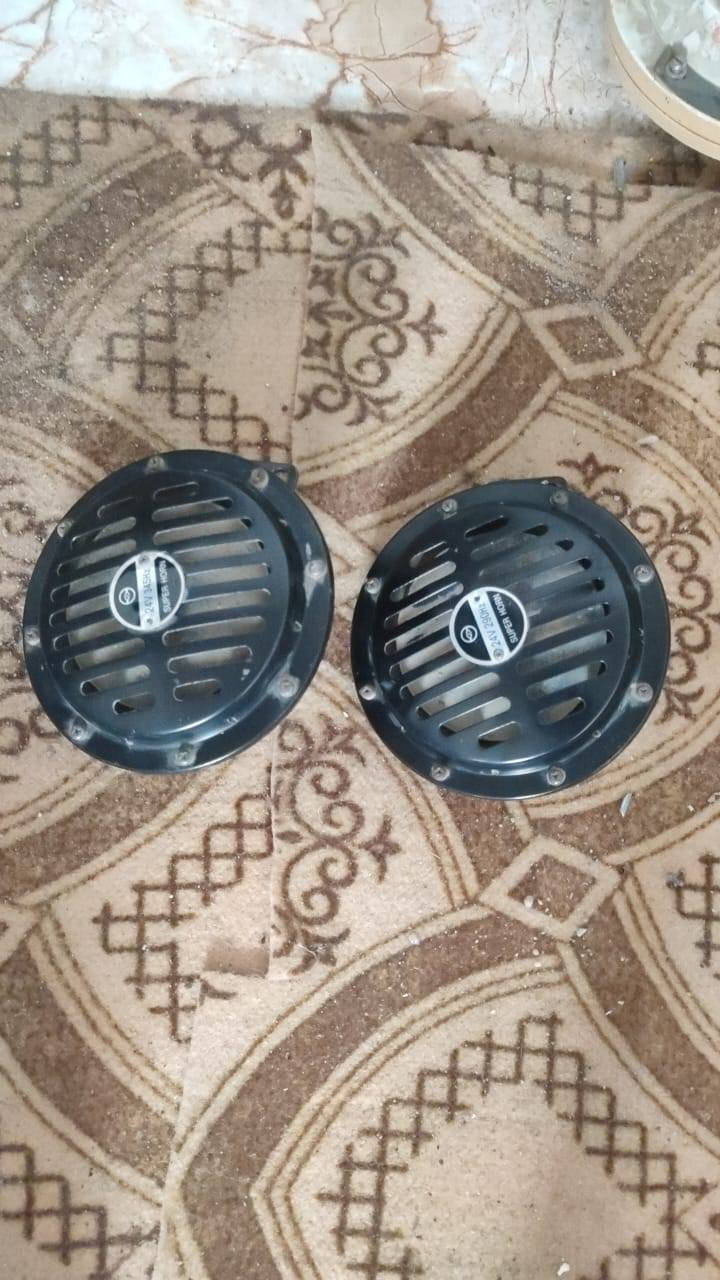 سلام عليكم غراض للبيع ترايش مال ارنب جوه الباب عدد 3 نضيفات كلش / واقيات اماميه مال دبل تريشه / هورن بوش صيني جديد / سكن راس الثور تكم صفحت السايق ÷ اشاره / كلمن وسعره خاص


**إذا كنت صاحب هذا الإعلان وتريد حذفه لأي سبب، رجاءا أرسل رسالة إلى الدعم الفني**