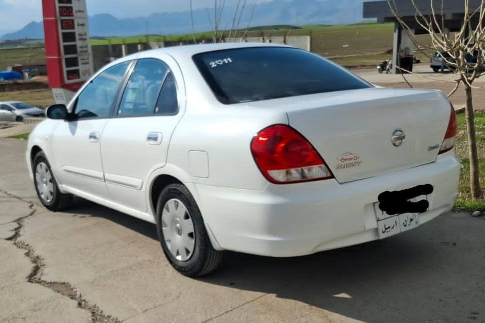 نیسان سەنی 2011 گێر ئۆتۆماتیک یابانی 
149 هەزار کم ڕۆشتووە 
کەلە عەینە و یەدە نیکڵە
دوجێی ساردی هەیە زۆر کەم پێوەی دیارە
لۆک لۆکە
سەنەوی بەسەر چووە
ڕەقەم هەولێر
هتموشتێکی بیلادی لەگەڵە

سعر : لە کۆمێنت داوای بکە ڕاستەوخۆ بۆت دێت 🤖 

گێر و مەکینەی بەشەرت 
هیچ کێشەیەکی تێدا نییە 
سەیارەکە بێمەسرەف
هەموشتێی لەسەر دەقی شەریکە ماوەتەوە

ژمارەی خاوەنەکەی 
***********
***********
