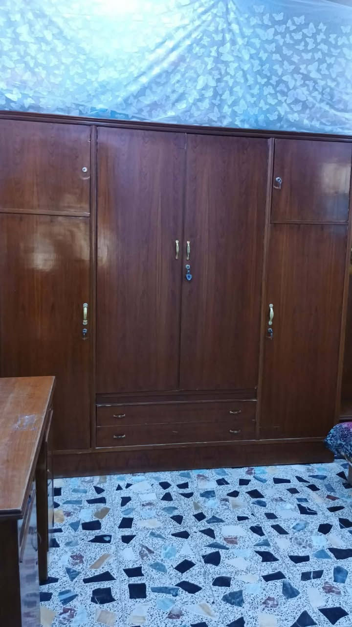 غرفه نوم للبيع تسكام صاج نضافه ٩٠ السعر ٣٥٠ وبي مجال بغداد نهايه حي اور


**إذا كنت صاحب هذا الإعلان وتريد حذفه لأي سبب، رجاءا أرسل رسالة إلى الدعم الفني**