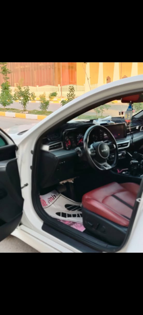 سلام عليكم كي فايف موديل 24
رقم ذي قار معوقين الجديد فول عده الفتحه 

اريد مراوس بكوستر نضيفه 
اريده راس براس 
مكان ذي قار 
الرقم 
***********
