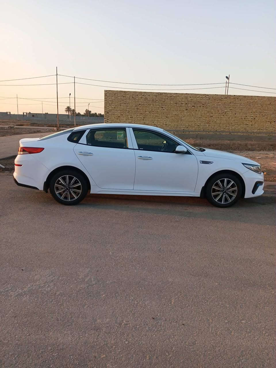 لبيع اوبتيما موديل 2020 خليجي كفاله عامه السيارة محرك كير كفاله عامه دبل اكزوز 2400 محرك 
ماشيه 60 السيارة شفتات ستيرن وكامه ومرايات شفط وامرايه عاكسه وحساسات أمامي وخلفي ولد امامي وبلاجترات أمامي بلادي وتلاث انضمه قيادة السيارة بسمي تحويل ثاني يوم رقم وسنويه ستوني محوله
 كله جديد  
مكان واسط النعمانيه 
السعر الاستفسار ***********
