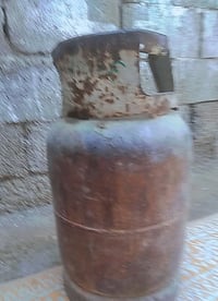 قنينة غاز • للبيع