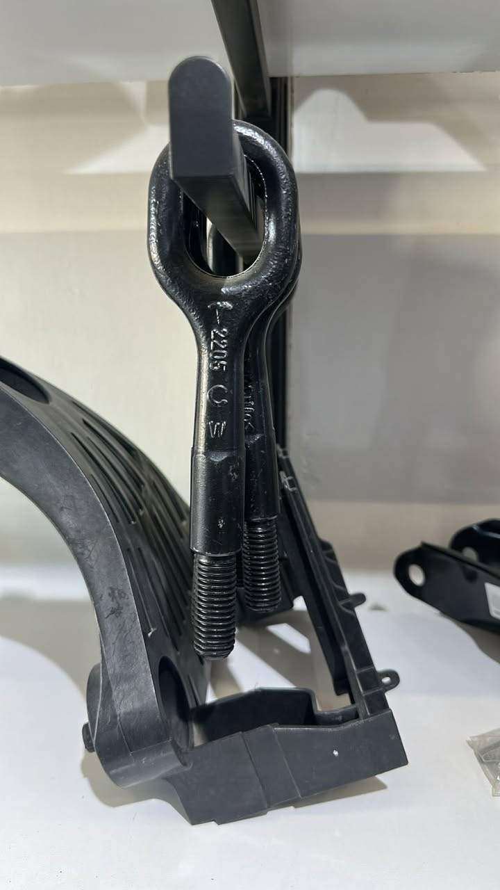 السلام عليكم
تسلا الليث EV-Tech
متوفر لدينا كل ما يخص تسلا اكسسوارات قطع غيار 
بغداد الدوره الاثوريين 
***********
***********
***********
