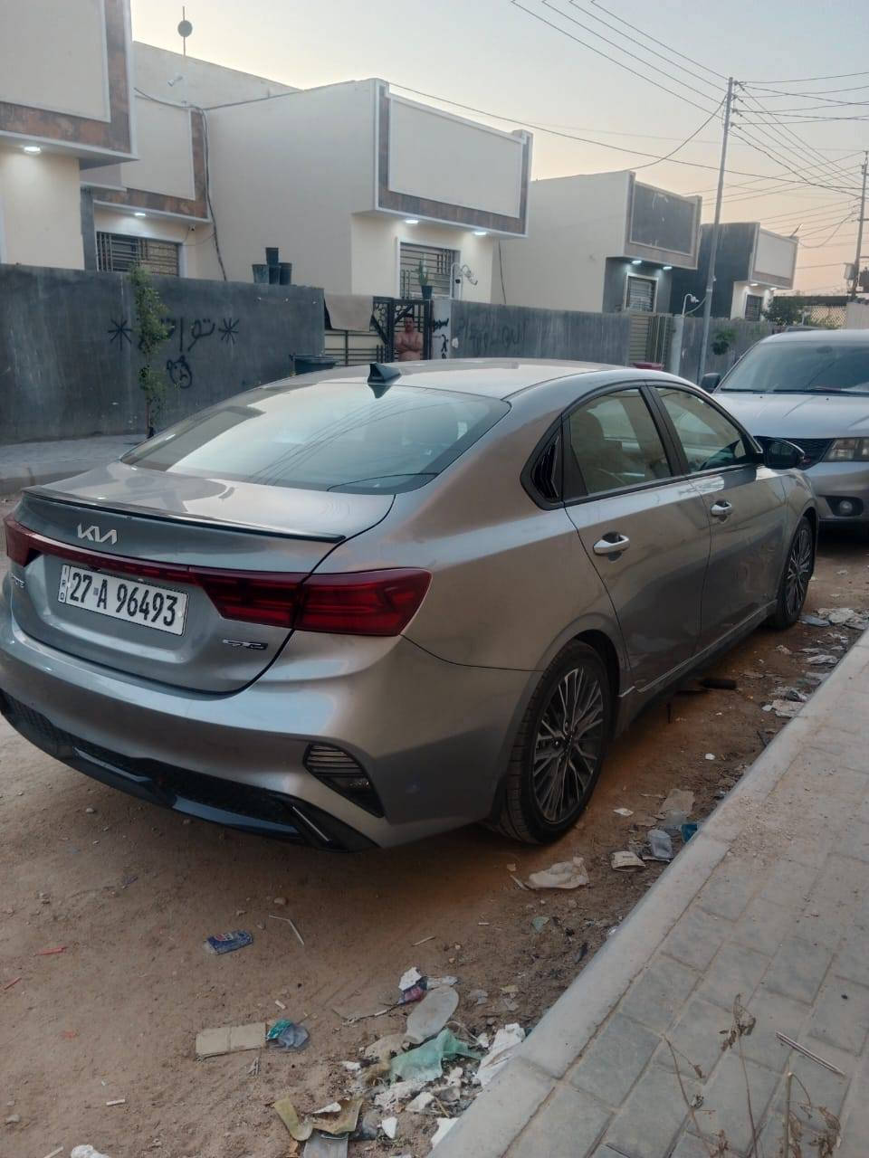 كيه فورتي 23
امريكي فول 1/1
جي تي 
ماشيه 36الف 
كفاله تقرير  
محرك دوش
 السعر 160 مجال قليل 
***********
