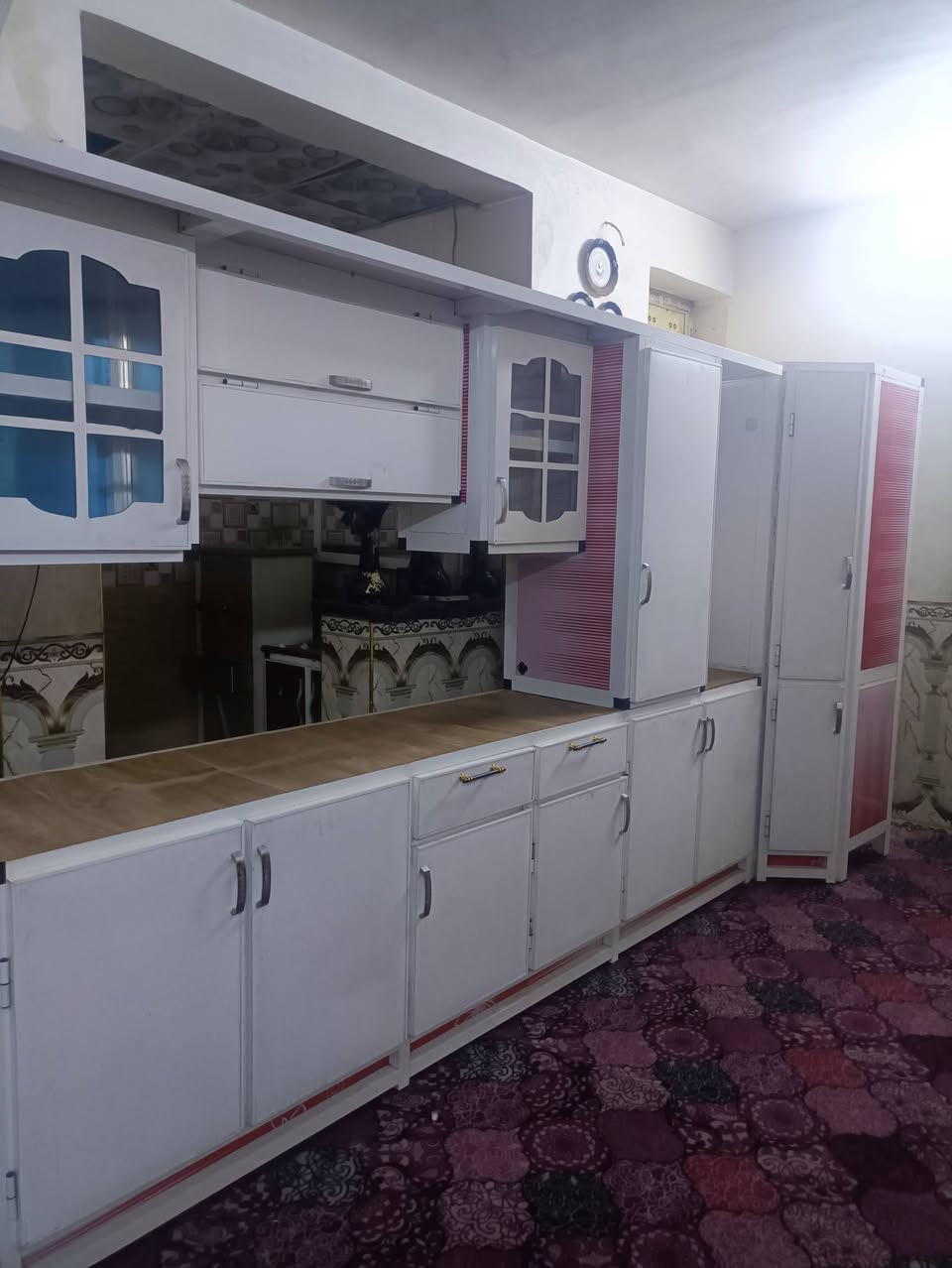 كاونتر تزكام ٥قطع كلش نظيف
الكاونتر ٣,أمتار مع ملحق ٣امتار
السنك متر و٣٠ مع ملحق متر و٣٠
زاويا عموديا ٨٠ ب٨٠
مكاني بغداد منطقه الرشاد 
الشراي يتصل
***********
