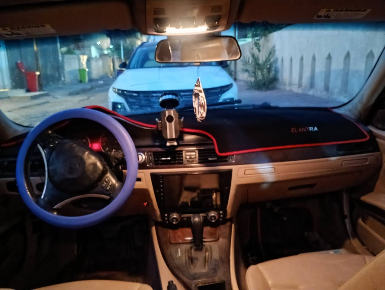 السلام عليكم
بي ام E90 مديل 2006 للبيع او للمراوس 

السياره مكينه vvt 3000 السياره بدون ضربه ولا معجون فقط بارد في الجاملق الامامي  ويل كب كروم 16  تخم تاير جديد داخل جلد بيجي  لايتات زنون 

رقم بغداد انكليزي هزه جديده سنويتهه ل2031 

مكان السياره بصوه طويسه السعر 54

للستفسار ***********
