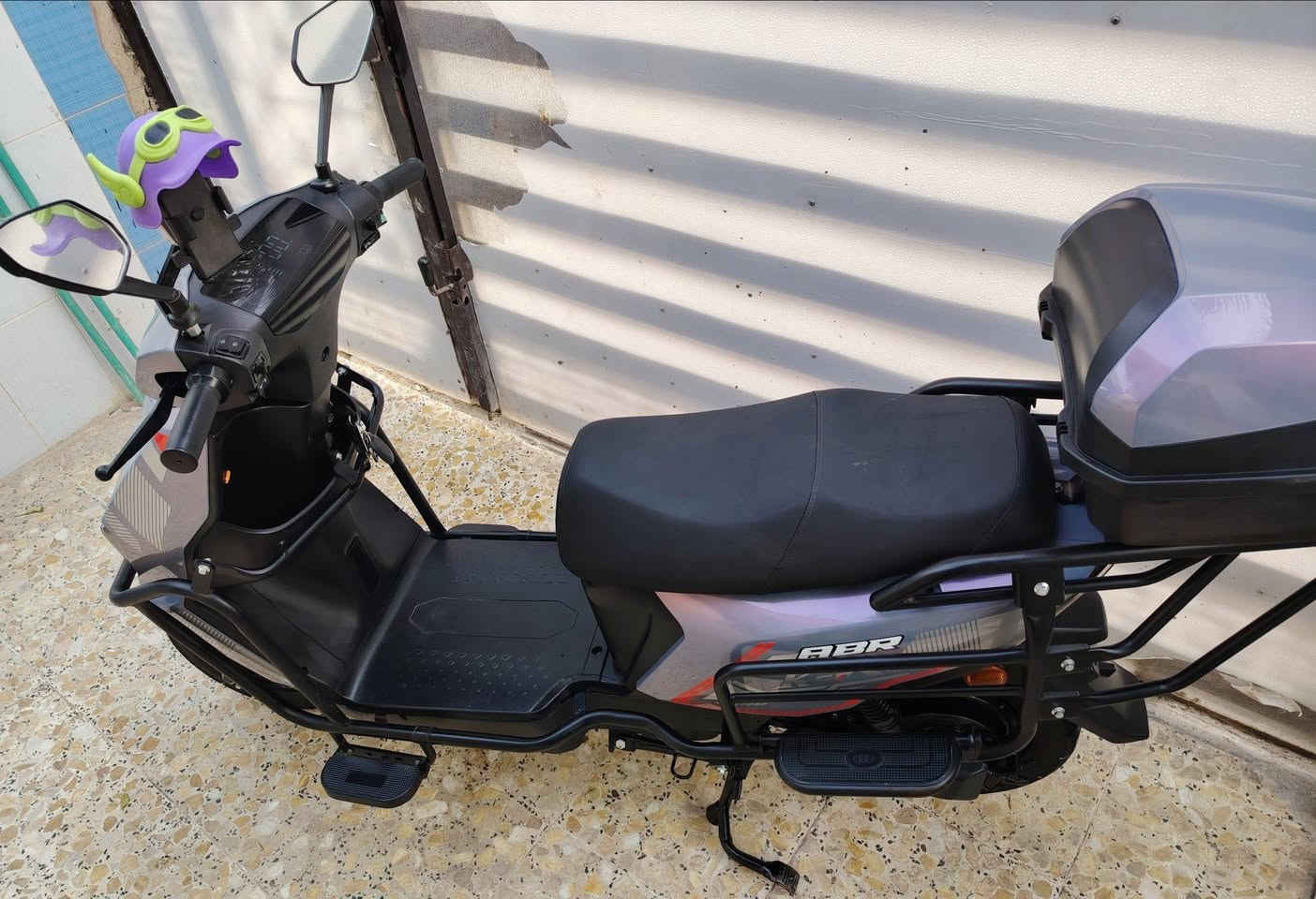 موطور شحن سكنس مدرع موديل 2026 مستخدم قليل
6 بطاريات فول على الفحص لايت زنون عالي ناصي نضام بك نضام كارت تشغيل عن بعد فول مواصفات السعر 575 وبي مجال قليل حك الجيه
***********
***********
