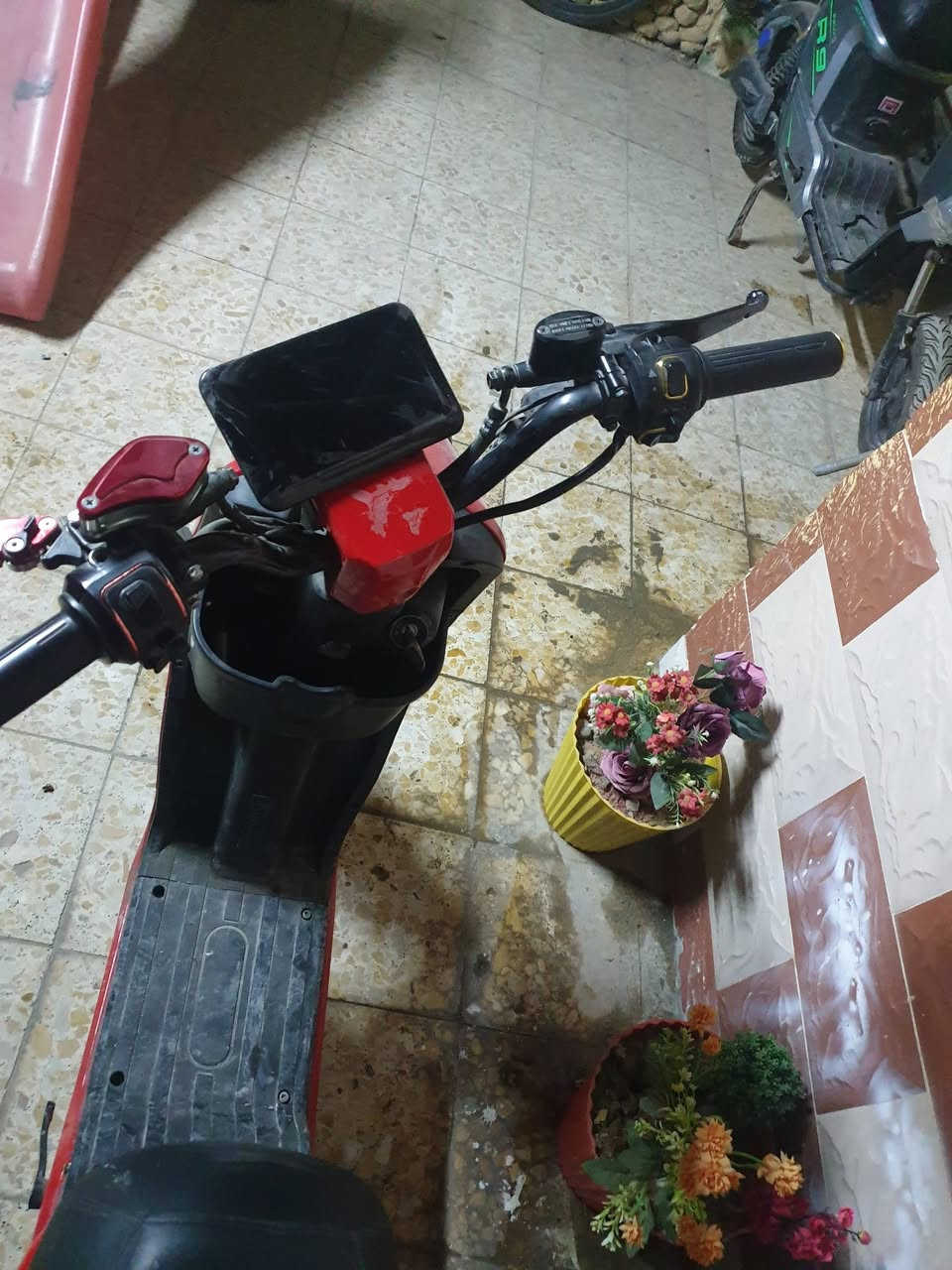 دراجه شحن مستخدم ضيف و يحتاجها بطاريه واحده فقط و دراجه يجي وياها شاحنه وبصمه و السعر 500و بيها محال


**إذا كنت صاحب هذا الإعلان وتريد حذفه لأي سبب، رجاءا أرسل رسالة إلى الدعم الفني**