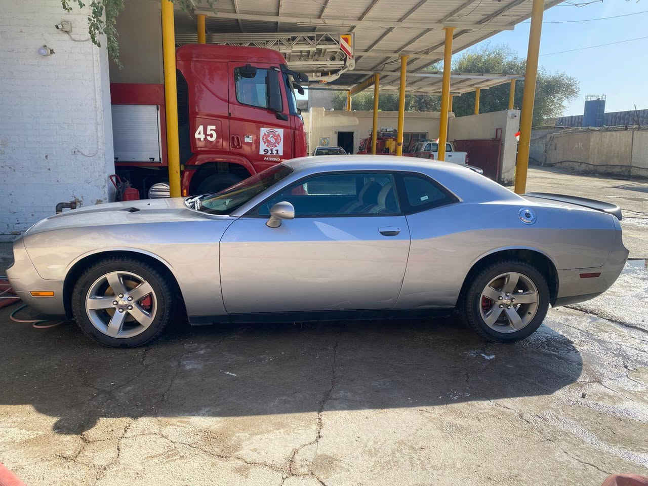 (مكلف بنشر) جالنجر موديل 2014 محرك 3.600بغداد بإسمي للبيع او للمراوس كفاله السياره فقط نص جاملغ كلير بدون معجون ولا فتح وصبغ الدعاميات والسونر مرفق قبل 7 ايام فحصتها ماشيه 120 تقريبا كير محرك تبريد تدفئه تمام مكاني بغداد الزعفرانيه *********** سعرها 124
