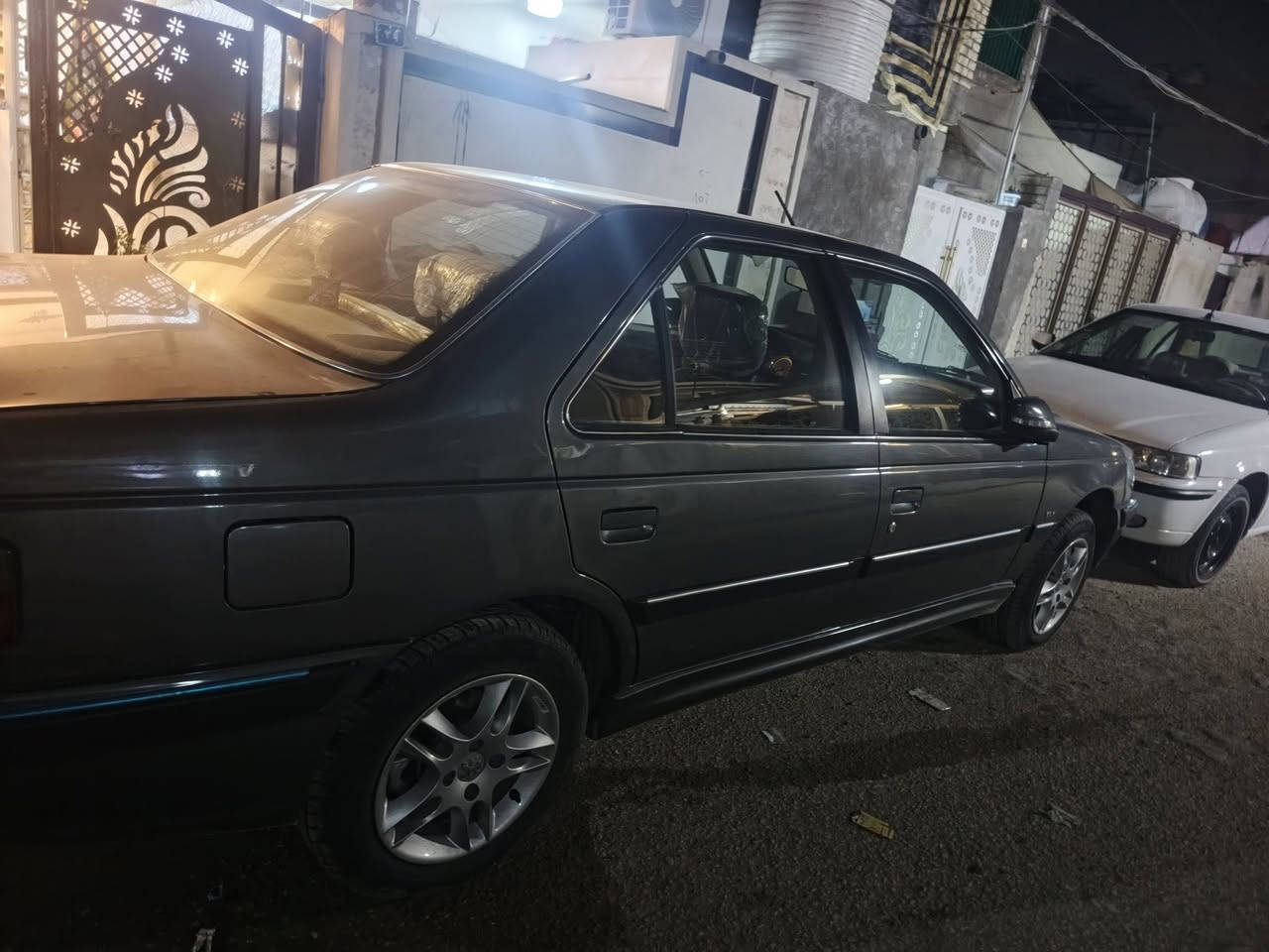 للبيع اتصال 89 قفل موديل 24 ماشيه 6 ونص تقريبا مكانها الدوره ابودشير مكفوله من كلشي عقد مروري لازم اتصال ***********
