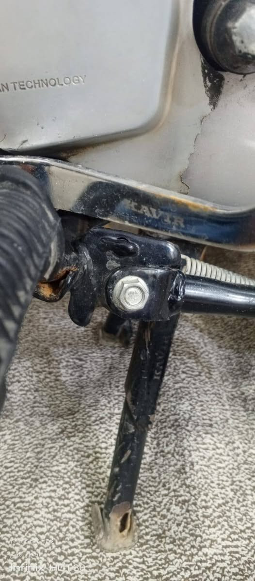 سلام عليكم دراجة تهريب كفير 3قطع للبيع مختمة الدراجة كفالة عامة برغي ما مفتوح على البلاد الشراي خاص او يتصل *********** 
وليريد واتساب هنا ***********
