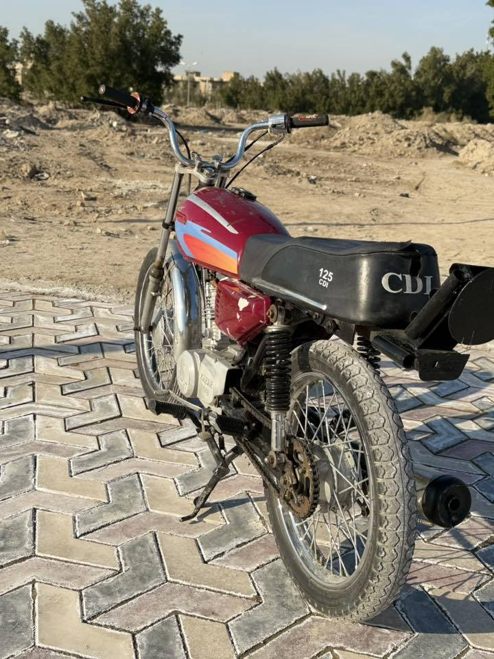 دراجه نامه للبيع مديل 22 كلك كلك كلك مكفوله دراجه نضيفه توه معمره وما متعوبه السعر 375 وبيها مجال الشراي العنوان شطره شوملي وهاذه رقمي ***********
