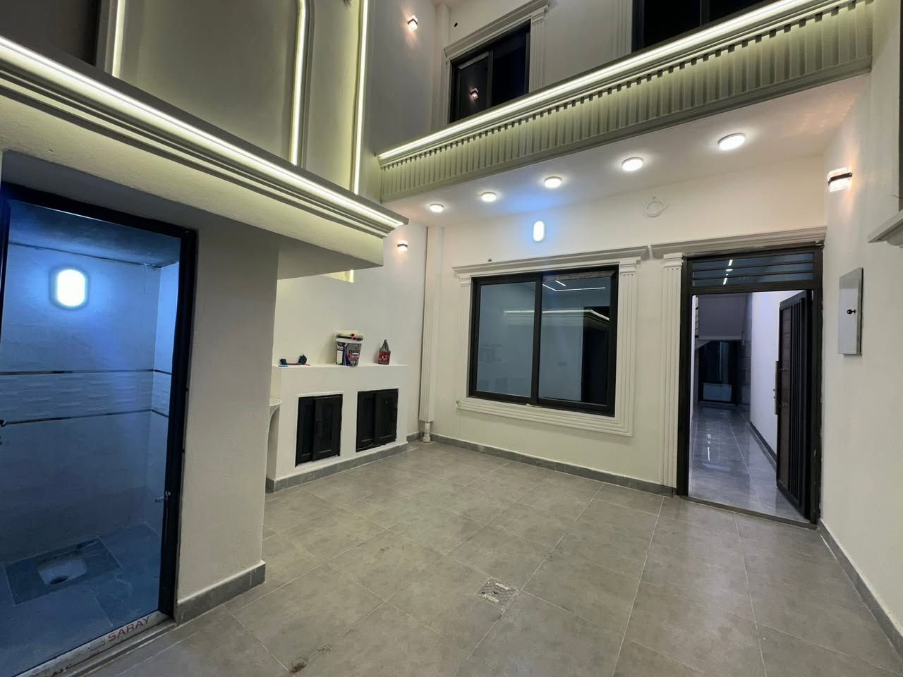 دارين للبيع مساحة الدار الواحد 100 متر طابقين طابو ملك صرف في بدايات المنطقة في منطقة الاسرى مفقودين قرب جامع حق المبين 
***********
