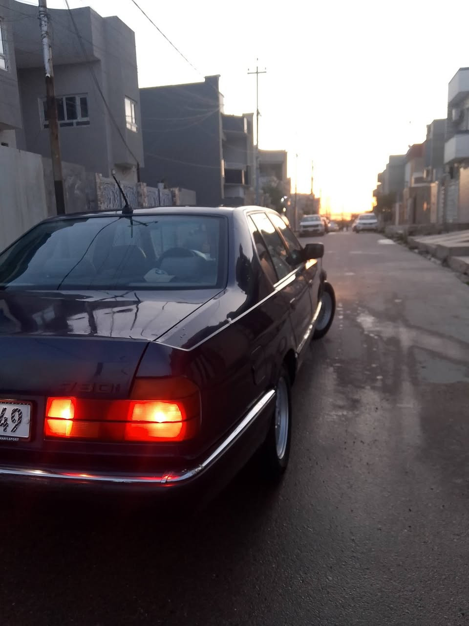 صلوات على محمد وآل محمد 🌺
𝑩𝑴𝑾730اصل وفصل موديل 1991 
سياره كلشي نضيفه وحلوه 
سبير شركه بعده جديد سياره ما متعوبه صبغ بوند بدون حادث 
هزه جديده ورقم جديد سياره احلى من الصور 
***********
