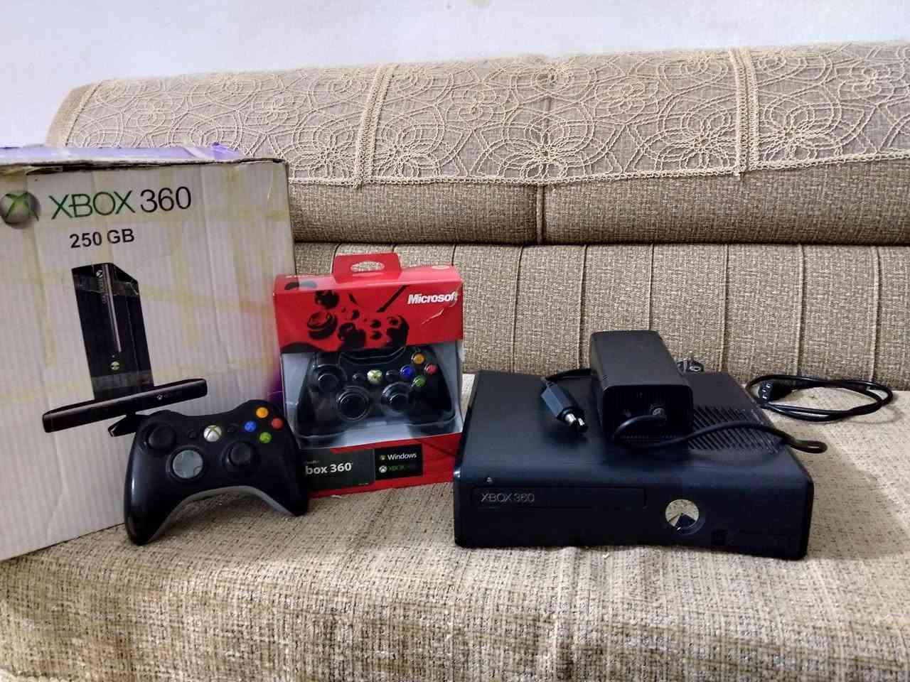 السلام عليكم اكس بوكس للبيع 360 نظيف  يده جديده ما مفتوح مكان ديالى بعقوبه اتصل على الرقم الاول رصيد السعر 125 *********** رقم الثاني بس واتساب***********
