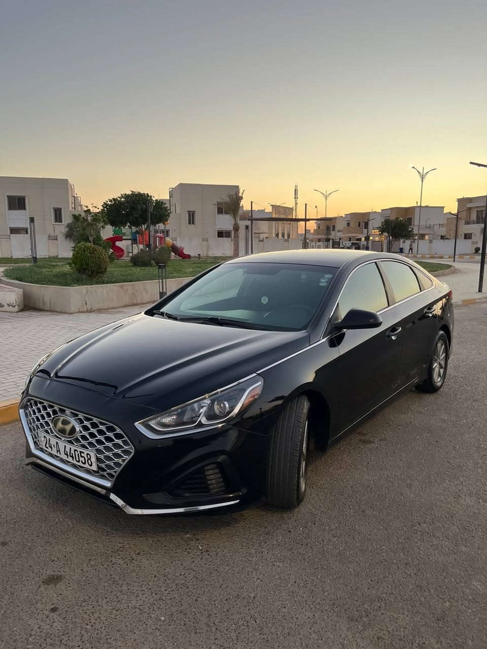 السلام عليكم
للبيع او المراوس 

سوناتا 2018 امريكي 

ضرر خلفي مثل مموضح بالصور 

البچم كبس 

مكينة 2400 GDI

كير 6 نمر AT 

3 مودات قيادة ايكو وسبورت وعادي

ماشية حاليا ٨٢ الف ميل قابلة للزيادة

السعر 132 وبيها مجال 

مكان السيارة تكريت 
***********
