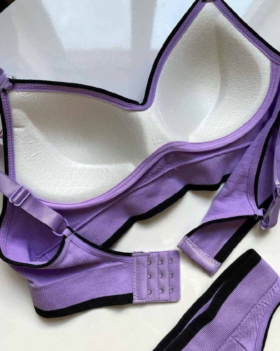 #جديدنا لاينتهي👙
سيت ملابس داخلي نسائي👙
درجة اولى…
لحمالة اسفنجة بدون عظم 
كوالتي عالي وخامة راقية✔️
✨ قطعه واحده  مسطح ماتبين تحت ملابس 
✨القماش تركي درجه اولى 💯🇹🇷
✨مريح جدا بالبس  
✨وتسمح بمرور الهواء 

القياسات :- (F) فري سايز
 يلبس من قياس
32الى36 
5الوان متوفرة:-
(-بصلي-بيجي-بنفسجي -اسود-سمائي) 

السعر ٦  الاف
🚘 يوجد خدمة توصيل لجميع محافظات العراق ٤ الاف 🚘@


**إذا كنت صاحب هذا الإعلان وتريد حذفه لأي سبب، رجاءا أرسل رسالة إلى الدعم الفني**