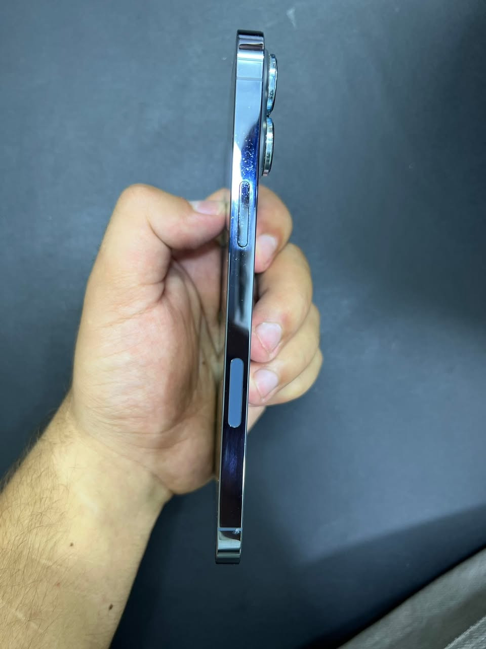 📱 للبيع iPhone 13 Pro Max

🔹 السعة: 256GB
🔋 نسبة البطارية: 77%
✨ الجهاز نظيف جداً .

💰 السعر: 650,000 
✅ ويوجد مجال بسيط بالسعر للجادين.

📞 للاستفسار والتواصل:
***********
