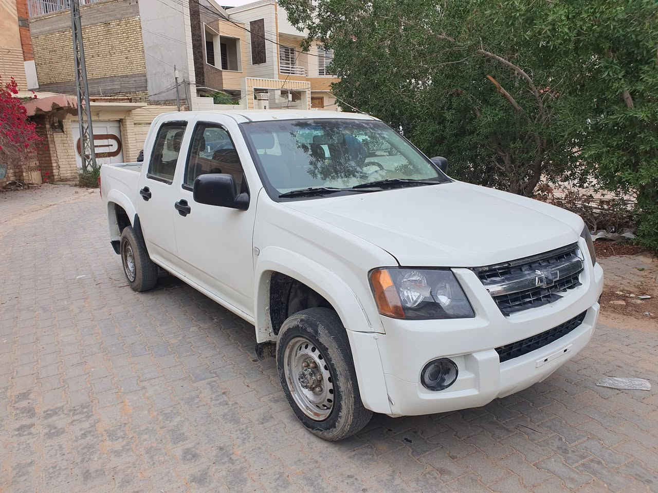 للبيع بيكب كلرادو موديل 2009مزاد النجف  مكفوله من ضربه صبغ حزام الجماليه سعر 45$موجود بلنجف ***********
