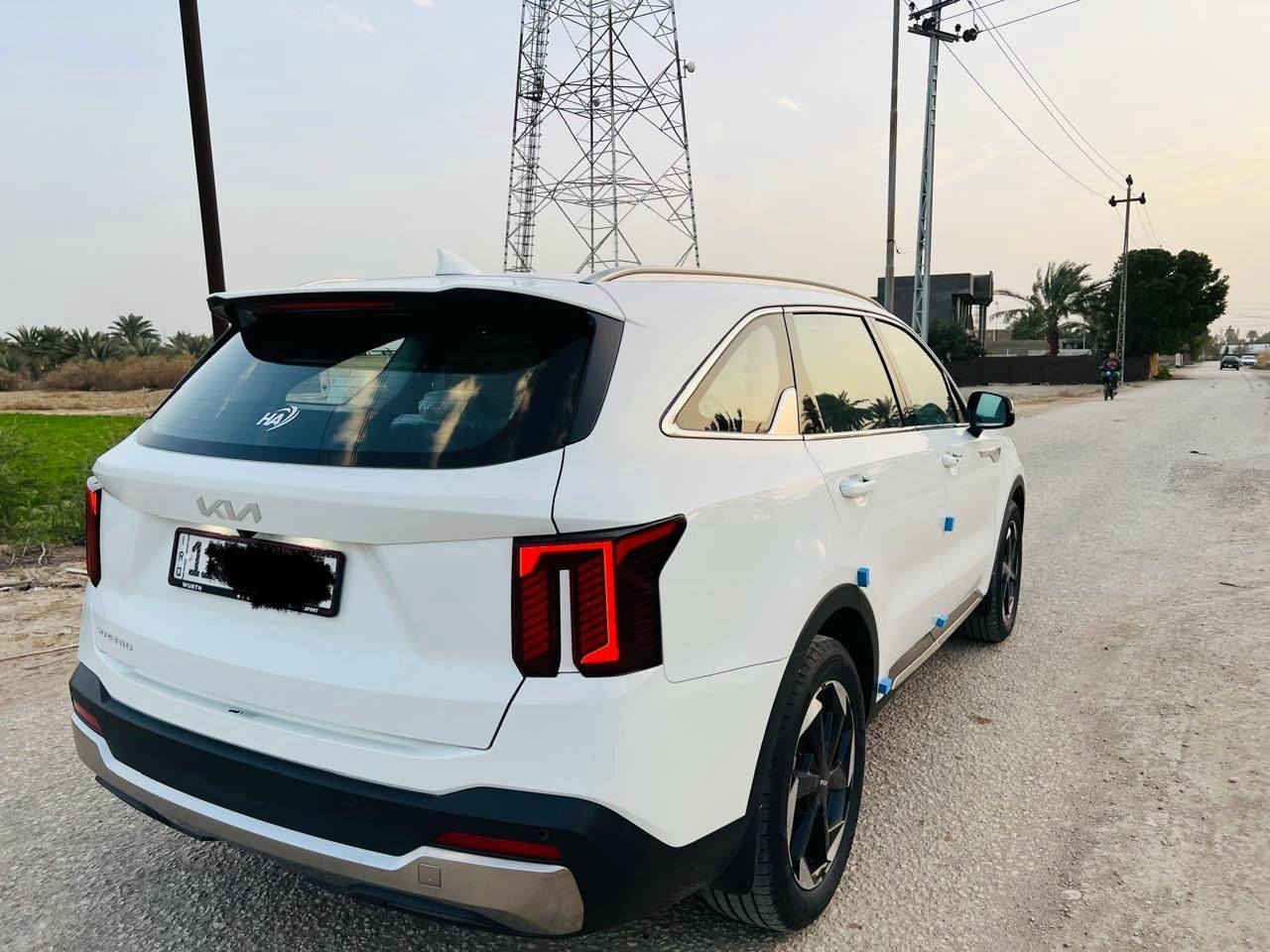 السلام عليكم للبيع سورنتو خليجي  موديل2024 رقم  بغداد بسمي مشروع وطني مكفول كفاله عامه من صبغ وتبديل وفتح حتى من الزلغ جديدة بمعنى الكلمة
فول مواصفات 1/1
بصمه تشغيل
بصمه ابواب
كشنات كهرباء 
محرك v4
شاشه ايباد 
تبريد ثلاث قطع
سبعه راكب
شفتات ستيرن 
كير عصه 
كامرة اماميه وخلفيه 
4انظمه قيادة 
توقف ذاتي 
جنطه شفط
مري شفط
إنارة داخليه متغيرة
بردات خليفه.
 إشارة ترحيب
شاحن 
حساس امامي
حساس خلفي
سبير منازل 
ماشيه 11 الف حقيقي 
السعر (270)
اللا ستفسار اتصل على الرقم ***********
مكان بابل حله
