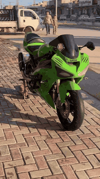 سلام عليكم
كاوسكي نينجا 636 /2004 
 كوستر فيتريه جيب وياك مكينه مكفوله 
وعليه ادامه كامله الدراجه 
السعر :27وبيه مجال  
مكاني / سامراء 
للعلم لابياع  شراي ولاش جناي وحتاجيت 
وريد ابيعها  مين ماتجيني ماردك بس لاتكسر بيها 👍🥰 
***********
