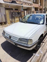 بيجو٤٠٥موديل٢٠١٧مكفوله من التبديل والصبغ كيرمكينه مكفولات تبريد تدفئة ...