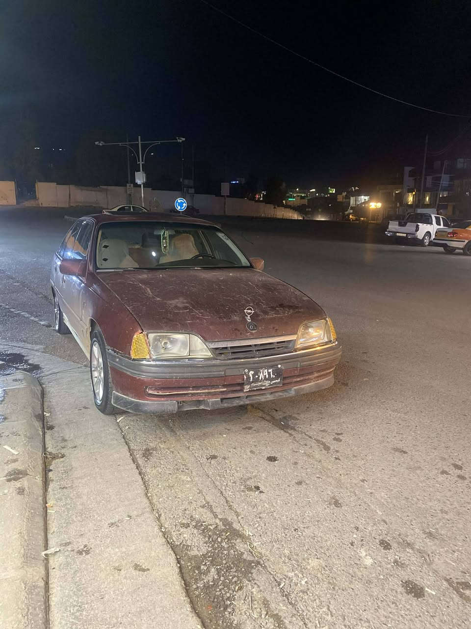 بر فرؤشتن كؤرينه وه نرخي 18كه لايه ارمه ارمه كه ي ره قه مي شه نسي غه لاته موديل 90باوه ره كير عادي و مه كينه بيسته بيش و باشي كه بسه الفرؤ باتري تازه يه كامل كاره باي يش ده كات كه رميو فلجه ي مه زبوته جوار تاياي لؤكي لازيردايه مالي دوسته***********لاسليمانيم فايبر وه تي ابي لاسه ره
