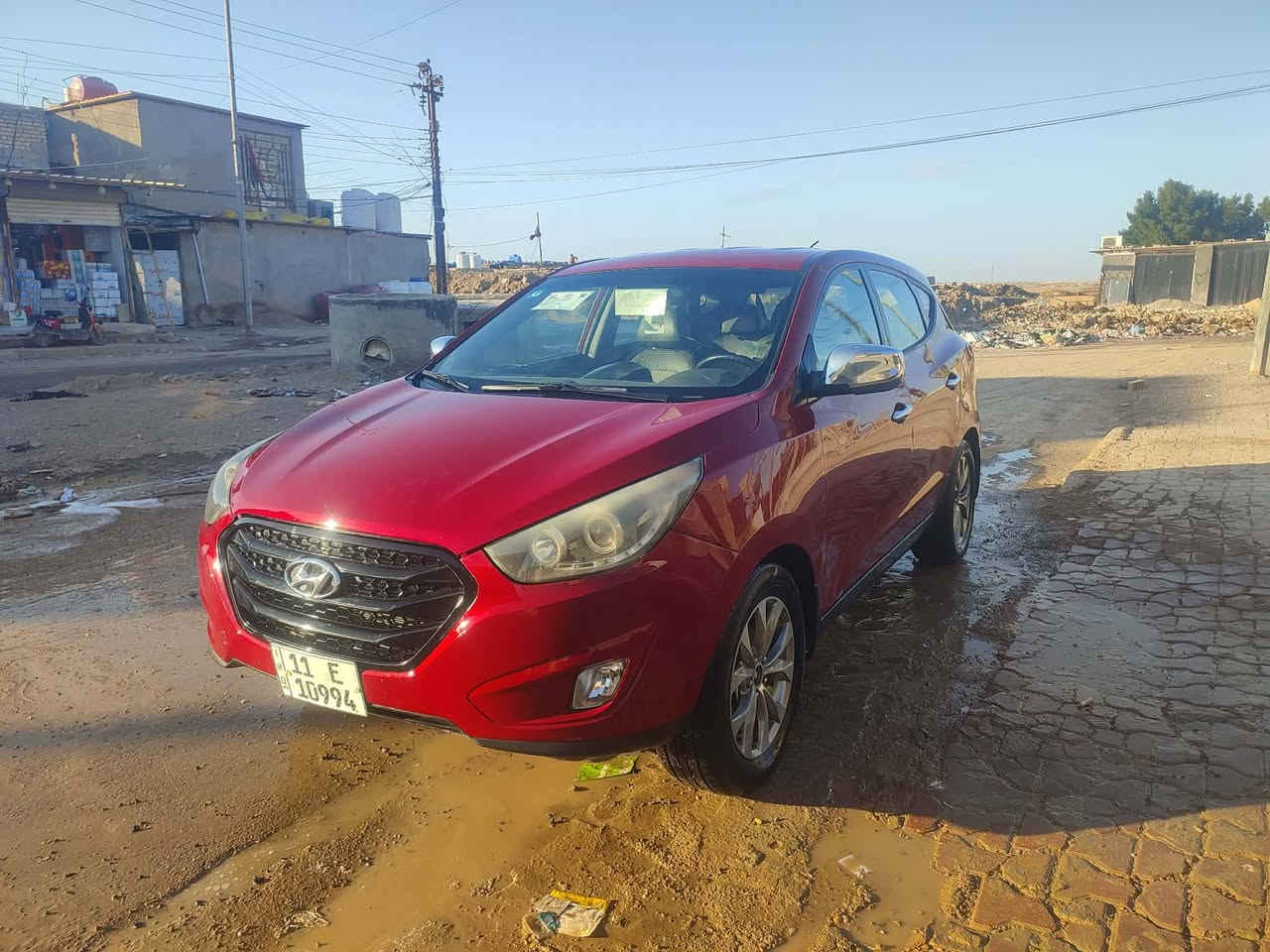 سلام عليكم سياره البيع توسان مديل 2013 ورد مريكي تحكم ستيرن تلث قطع مصبوغ حدث مريكه  كامل موصفات  تخم تيرات تحويل ثاني يوم رقم ابغداد ***********
