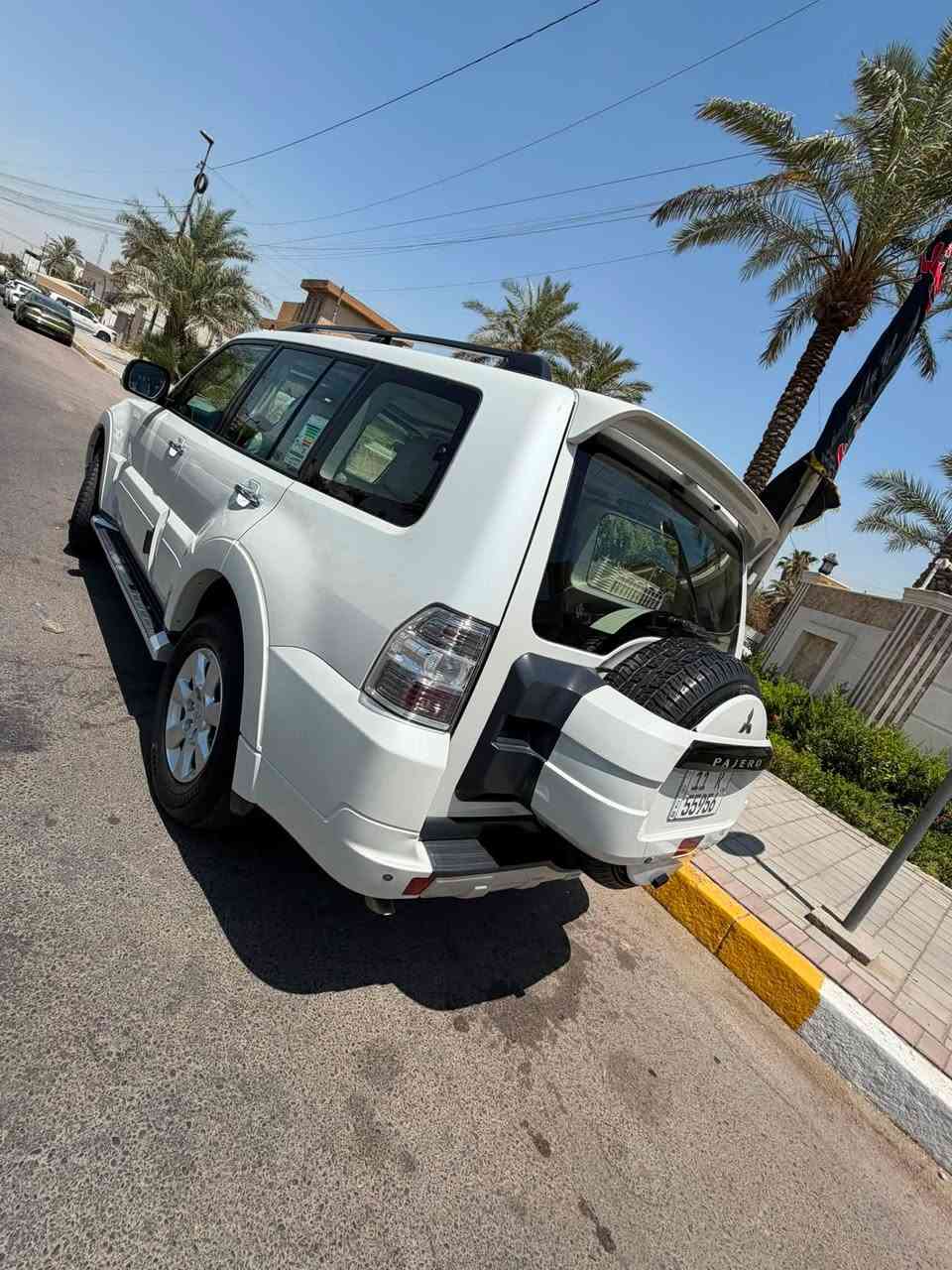 السلام عليكم باجيرو حبتور مديل 2014 مكينه 3500  مكفوله شرط الفحص والتحويل سيارة يعجز لسان على نظافه ماشيه 80 شرط شرط الفحص العداد مكفوله من كلشي ولا غلطه عنواني بغداد 
سعر 178$  
***********
