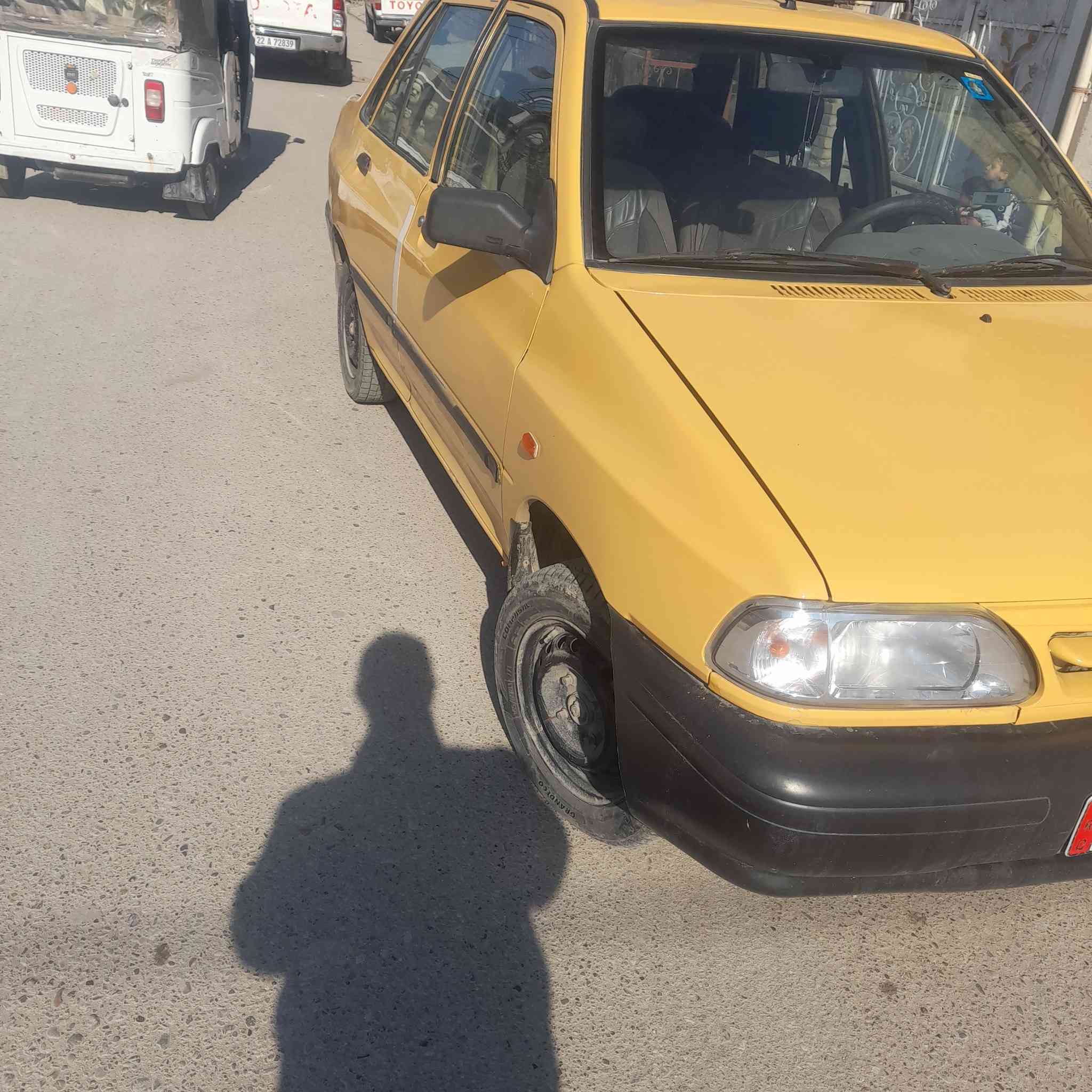 سلام عليكم سايبه 15  ونظيفه شغاله مصفره خط وبحث الرقم نكليزي السعر 30 وبيه مجال للشراي بغداد ***********
