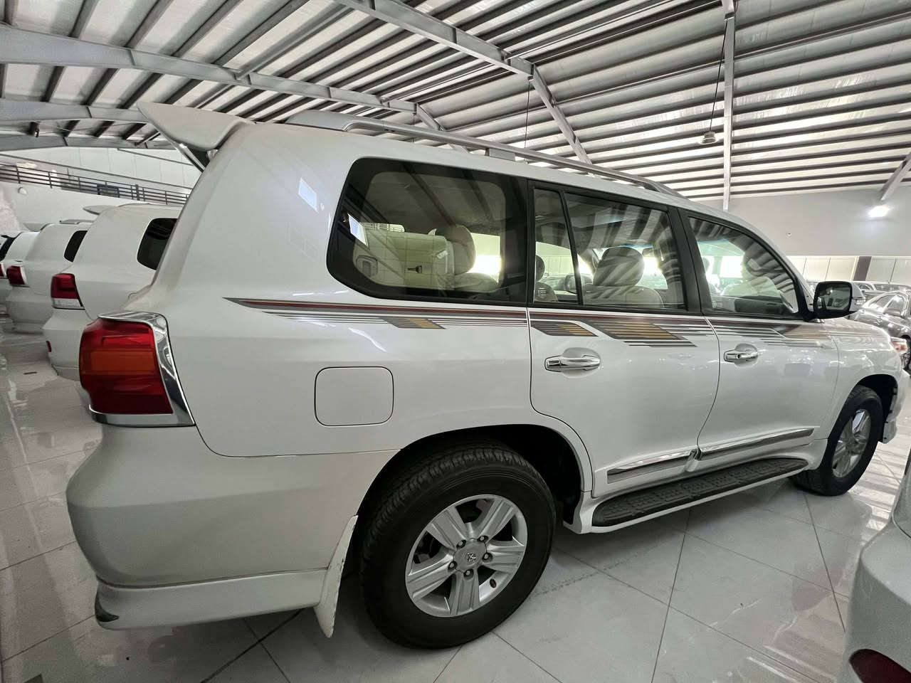 تويوتا لاند كروزر 
موديل 2014-GXR
سأأخذ اكتمال القمر
العام الجديد 2029
ذهبت إلى 117.
V6-
إنها ثلاجة.
الانزلاق
موت الموتى

تواصل معنا لمزيد من المعلومات.
***********
-----------------------------
توێتا لاندکرۆزەر 
مۆدێل2014-GXR
برێمی فول فول مواصەفات
سەنەوی نوێیە 2029
کم ڕۆشتوە 117
V6-
سەلاجەیە
سڵایدە
تەبریت مەرکەزی

بۆ زانیاری زیاتر پەیوەندی بکە..
***********
