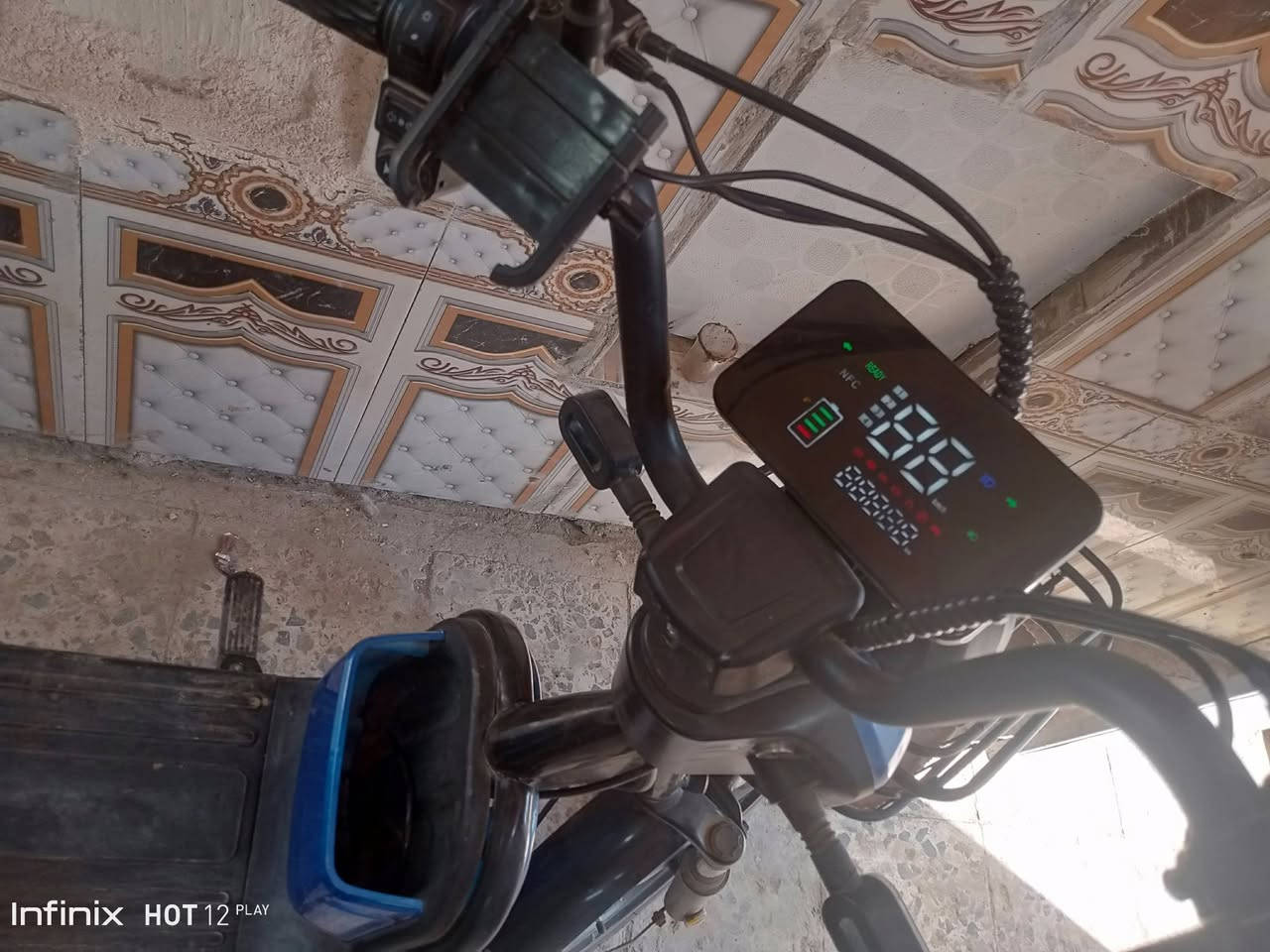 باسكل شحن سرعة100مستخدم شي قليل مكفول سعرة 550بي مجال قليل ***********
ك
