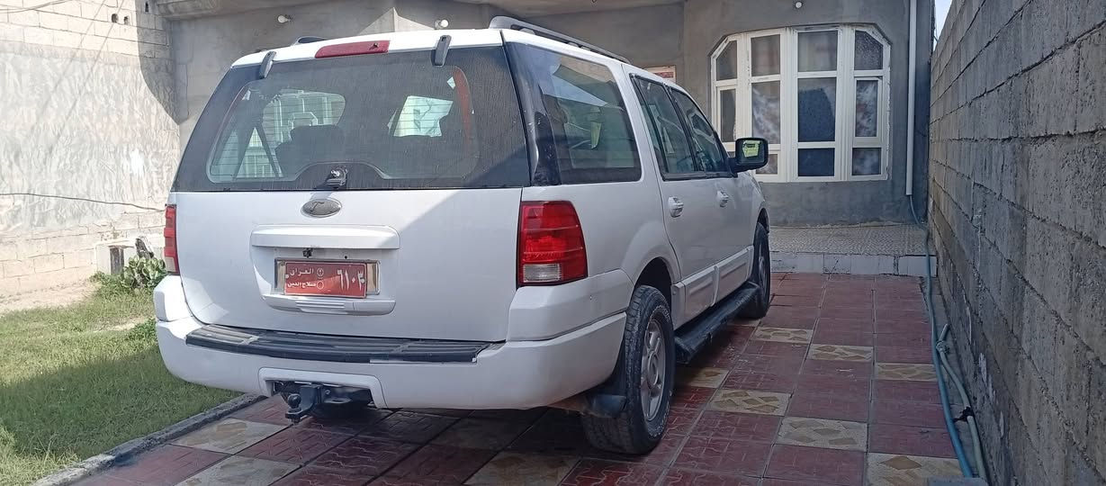 سلام عليكم سياره فورت اكس عالي موديل 2005 سياره نضيفه مصبوغه جماليه فقط رقم صلاحالدين صدامي صاحبها موجود يمي. 
بيها مكينه محور مال ملكه (3000)
سياره كلها نضيفه صدر معا تايرات نضافتهن (75)
والستفسار على هاذا رقم او واتساب ***********
سعر سياره وقابل لتوافض 63
