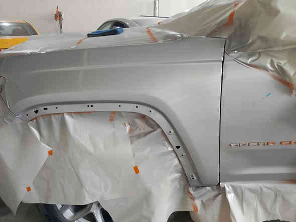 #صبغ #وصبغ جميع انواع السيارات 
كادر اختصاص 
عمل درجة اولى 
لون مطابق 
مواد أصليه 
شرط العمل وضمان 
العنوان ناصرية الاسكان الصناعي مقابل بانزين خانه الإسكان مقابل عمود 101
تواصل : ***********
