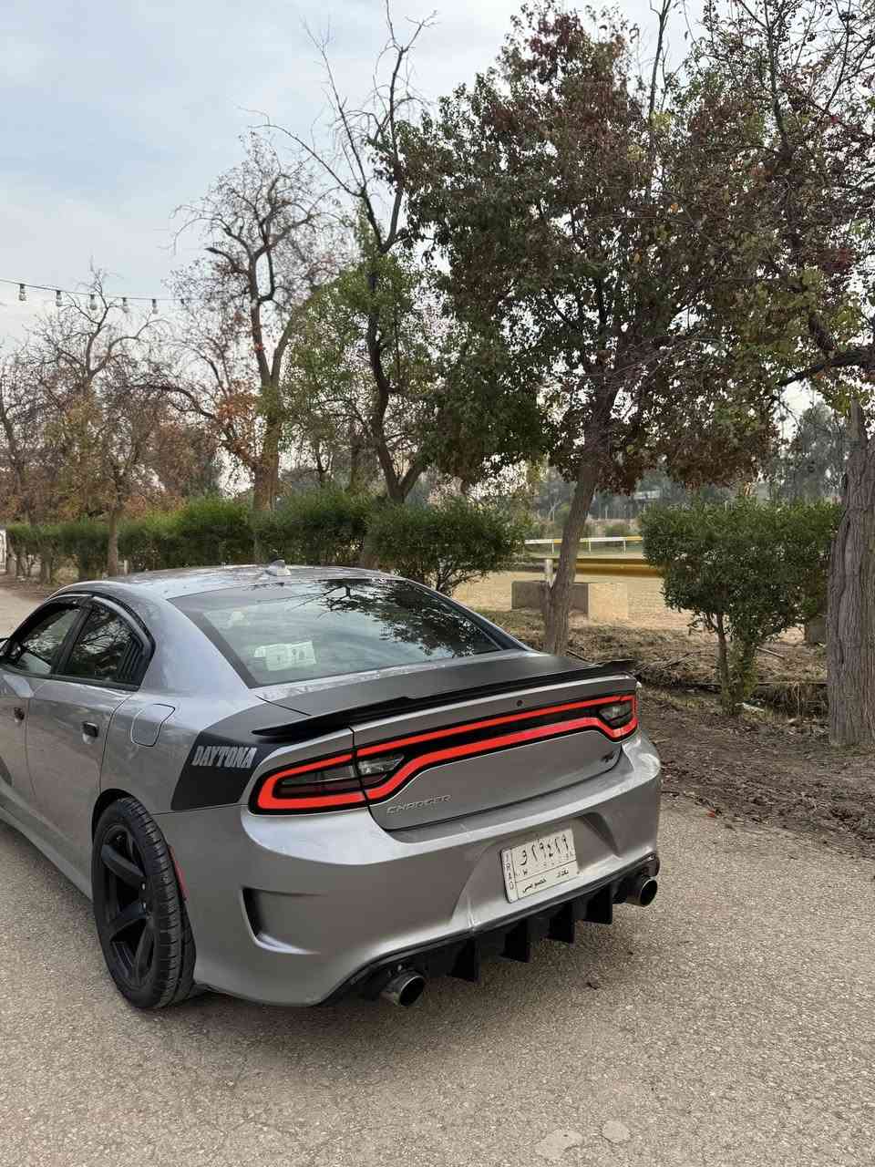 صلو على محمد وال محمد 
جارجر موديل 2016 ارتي 5700 بدون صبغ 
كير مكينه اكسل تدفئه  تبريد بشرط عل فحص
لغد شاصي داخل كلها مكفوله كفاله عامه 
السياره بيها فقط البنيد مبدل  ومحدث الباقي بدون صبغ
السياره بلاديه دبات اصليه ريمون برمجه بلاديه بعدها عل وضع البلاد بدون اي ملاعيب عل بلاد بعدها وبيها ويل نجمه اصلي وتايرات 315 السياره بيها لوحات جدد فقط عل استلام دولي طالعات بس استلمهن مكاني ديالى بعقوبه ***********
السعر ١٧٥ للبيع والمراوس وفقط نقد
