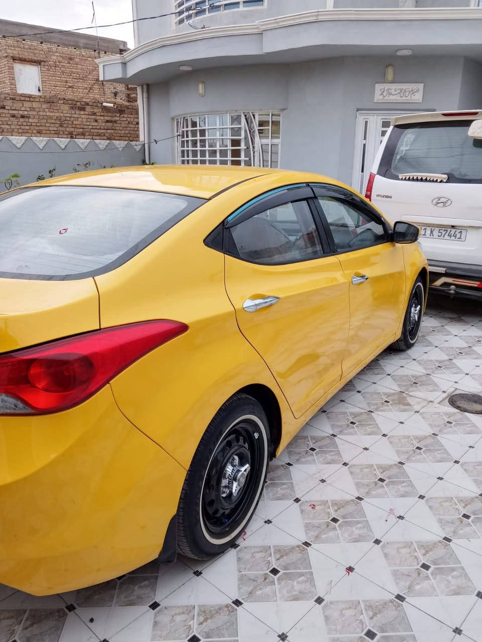 سلام عليكم شباب سياره النتره خليجي للبيع او مراوس حسب القناعه سياره موديل ٢٠١٢رقم نجف سياره مكفوله وجاهزه من كولشي حدادية تخم تاير مكينه جديدة حاويه مامفتوحه سياره جاهزه من كلشي مكينه 1800شاشه كامره تحكم بل سترين سياره كلش حلوه مكان سياره ديوانية مركز المحافظه الشراري هاذه ***********
