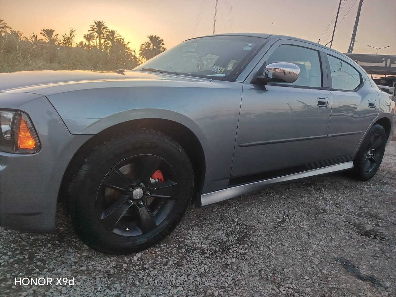 سلام عليكم دوج جارجر موديل  2007 مواصفات sxt بيهة منضومه غاز  60 لتر  كير مكينه ٣٥٠٠ كفاله سيارة جاهزه علا اخر حبايه تدفئة تبريد  سياره بيهة ٣ قطع بدون دواخل مجرد رش 
العنوان بغداد 
***********
السعر 95  وبيهة مجال
