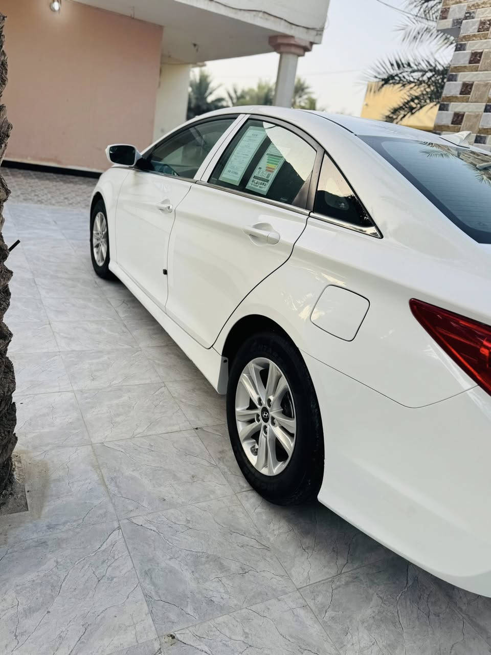 سونات 2014
امريكيه 
حادث خشم البنيد والباقي كفاله 
ماشيه 120 
 بسمي تحويل ثاني يوم 
مكانه بابل
سعره 122$ 
  اتصال او وتساب فقط ***********
