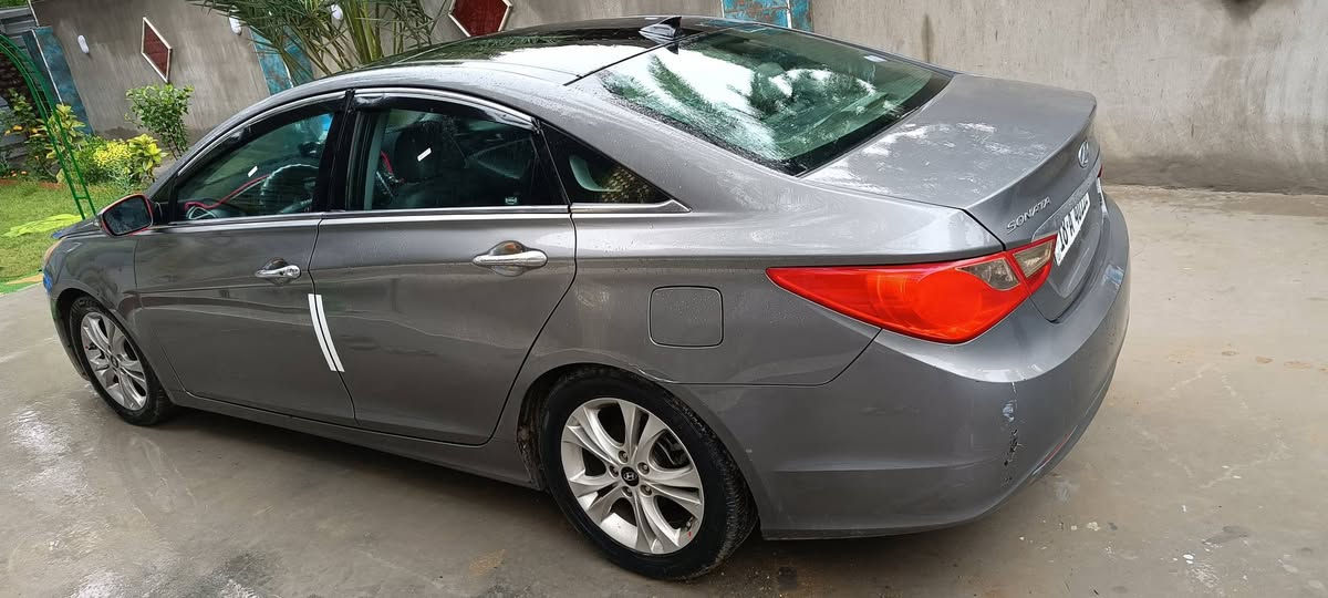 سلام عليكم
سوناتا 2012 أمريكي
حادث جاملغ امامي 
تدفئه تبريد فتحه بانوراما 
محرك 2400 جي دي اي
سنويه لل2030 بأسمي
رقم بابل دولي سياره كامله ومكفوله من اصوليات سعر 97
مكان سياره كربلاء
مكلف بلنشر
***********
