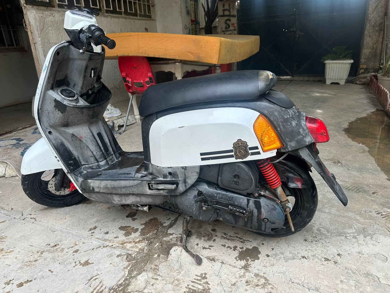 سلام علايكم ماكس بوليس كابريتر مكينه ما مطخوخه رمبه كفرات اصليه  دراجه خير من الله شلعه ومعدل ما نقصه شي كهربائيات شغاله سلف هندر ب700 مكاني بلديات شراي يتصل او يتفضل خاص ***********
