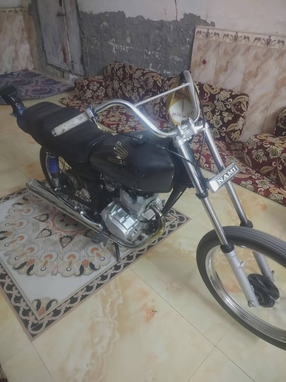 سلام عليكم دراجه سيجي نامه الاصلي  دراجه تعمير 25 شوفت عينك النضافه 475 قفل قفل كلك  كلك سعر قفل مابيها ربع   رقمي ***********
