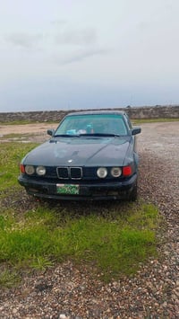 بي ام دبليو ٧٣٥ • اسود نفطي • تحويل وكالة