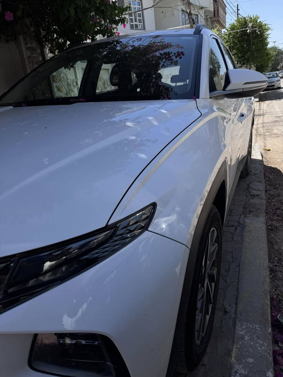 السلام عليكم…
🚗
توسان 2023

ماشية ٧١ الف

شاشة ايباد 

كراسي ٢ كهرباء 

مري شفط 

بصمة … تشغيل عن بعد 

بيهة طخة بلدعامية 

السيارة بعدهة جديدة ☠️

السعر خاص⛔️


**إذا كنت صاحب هذا الإعلان وتريد حذفه لأي سبب، رجاءا أرسل رسالة إلى الدعم الفني**
