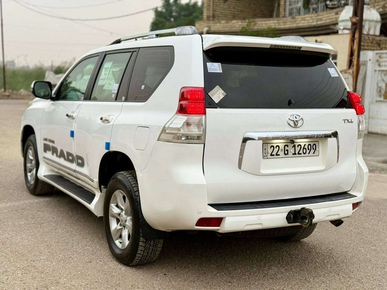 برادو 2010 بلاديه سياره خليجي 
مكفول كفالة عامة لا ضربه ولا صبغ  
مواصفات نص فول 
كامره خلفيه حساسات داخل بيجي بكلايت كرستال نضام ايكو اقتصاد بانزين فور ويل ثلاجه داخليه مري شفط 
مكينه2700 7راكب 3قطع تبريد شاشه كبيره  
رقم #اربيل دولي وسنويه وهزه وفحص جدد تحويل ثانيوم وبسمي 
سياره جديده بمعنه الكلمه 
سياره مال بيت أي نقص مابيها 
مكينه و كير خير من الله صدر أمامي وخلفي جديد تخم تاير جديد صار سبوعين من شدينها تبريد ثلج كهربائيات كلها شغاله أي نقص مابيها 
عنوان بغداد البلديات 
#سعر 195وبيها مجال بسيط 
#للستفسار *********** بغداد, العراق
