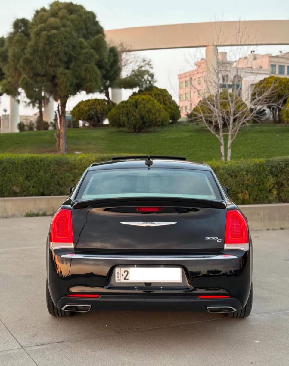 كرايسلر C300 2016 فول مواصفات كلين تايتل
فول مواصفات داخل كريمي اوف وايت
سقف بنوراما بالكامل
كشنات تبريد 
بصمة تشغيل وابواب
مقاعد هيتر 
استيرن كهربائي
مقاعد جلد
تشغيل عن بعد
كير ماوس
بردة خلفية كهربائي
تبريد قطعتين
كشنات خزن
لايتات عدسة زنون
كشاف زنون
لدات امامي وخلفي
سستم سماعات ALPINE
مري كهرباء + مري هيتر
انظمة قيادة وتسارع
فورميكا
السياره فول مواصفات 
مكفولة كفالة عامة والكير والمحرك ايضاً كلها بالشرط 
ماشية 125 الف حقيقي 
تخم تاير جديد السياره مابيها اي مصرف
رقم الجديد باسمي هزة وسنوية كلها جديد 
السعر 238$ وماكو هيج سعر بكل السوك 
مكان السيارة اربيل / ***********
