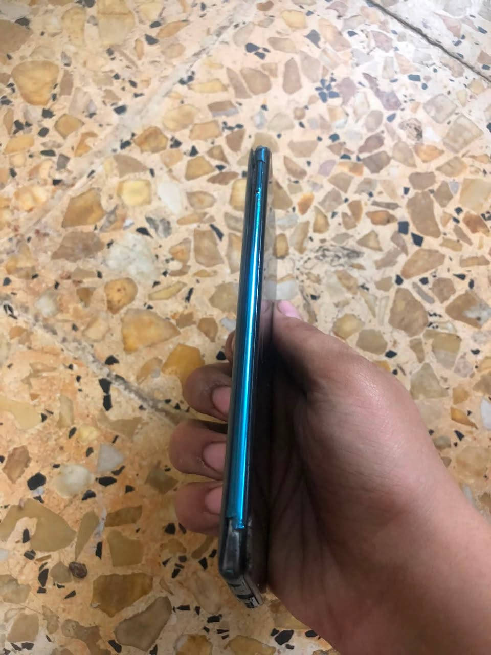 ‏سلام عليكم موبايل هواوي للبيع ذاكرة 64 الجهاز كل شيء ما بدل بي فقط الشاشة تعبان ‏بيكسب الشاشة مثل ما موضح ‏مكاني بغداد الأمين الثانية ‏جهز كل شيء بيشتغل سيم كارت ‏ ‏سعره 50￼ ‏ ‏في مجال الشهرة ‏رقم*********** ￼￼￼￼￼￼￼
