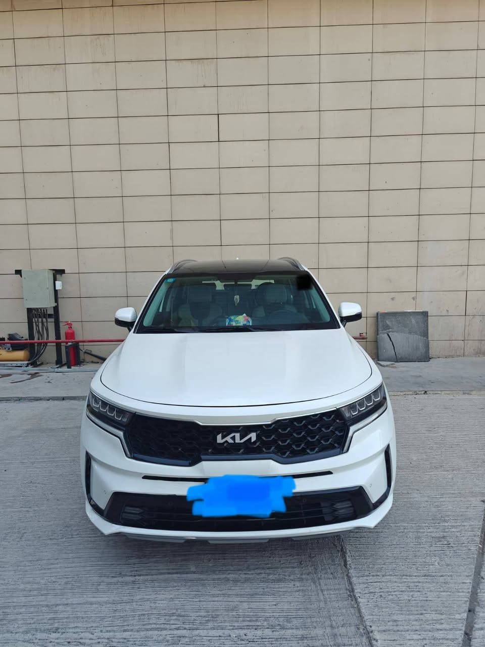 السلام عليكم سورنتو خليجي موديل ٢٣ فول مواصفات سيارة نضيفة بس البك لايت الخلفي مكسورة جامته وعايفه ممسوي سيارة حلوة ماشية ٤٨ الف
عنواني مدخل الكاظمية من جهة العطيفية
***********  السعر ٢٩٠ وبي مجال
