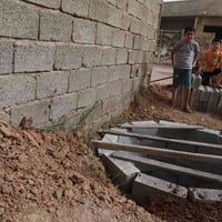 يوجد كادر حفر خزانات باسعار مناسبه ما عليك سوا الاتصال 07819090338